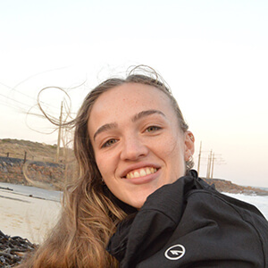 Michaela de Vries tutor